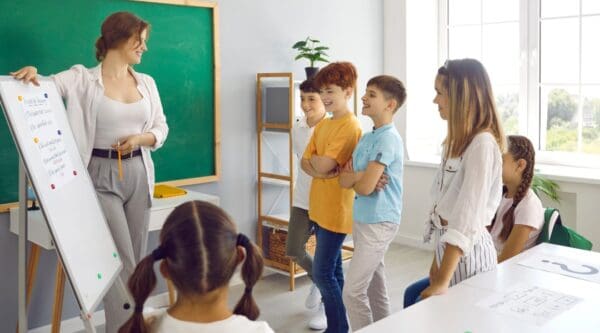 Word of the Week for Students: A Simple Classroom Vocabulary Routine ...
